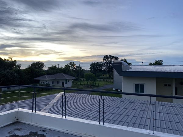 ขายถูก!! ที่ดินติดถนนใหญ่ 8ไร่ 2งาน 18วา พร้อมสิ่งปลูกสร้าง 3 หลัง หน้ากว้างติดถนนใหญ่ ยาว 168.294 เมตร